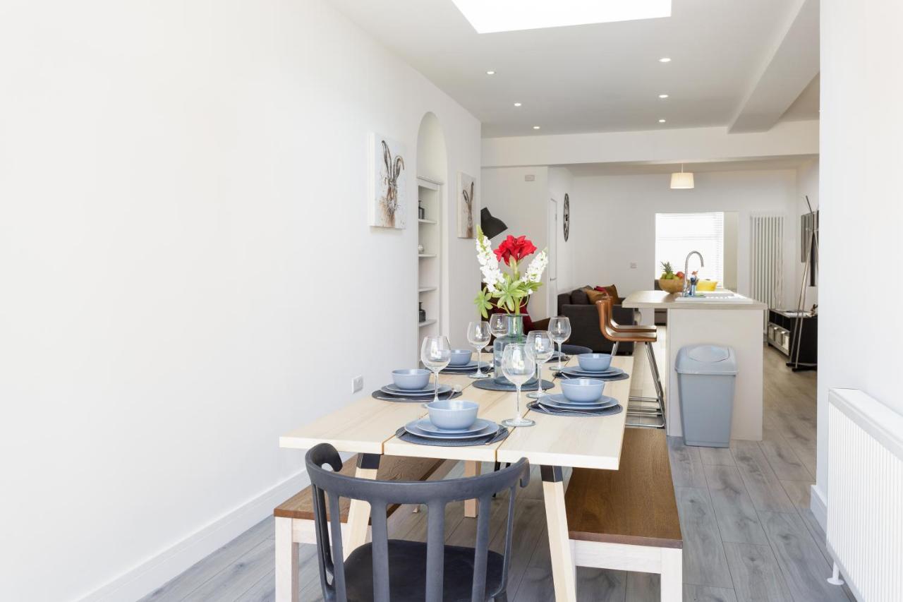 Harold House - Modern Open Plan 4 Bedroom, 3 Bathroom House In Central Southsea, Portsmouth Exterior photo