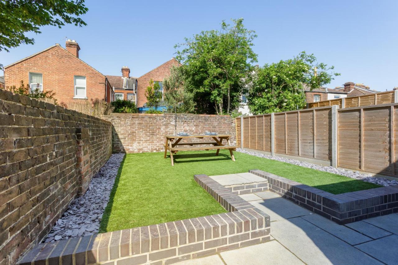 Harold House - Modern Open Plan 4 Bedroom, 3 Bathroom House In Central Southsea, Portsmouth Exterior photo